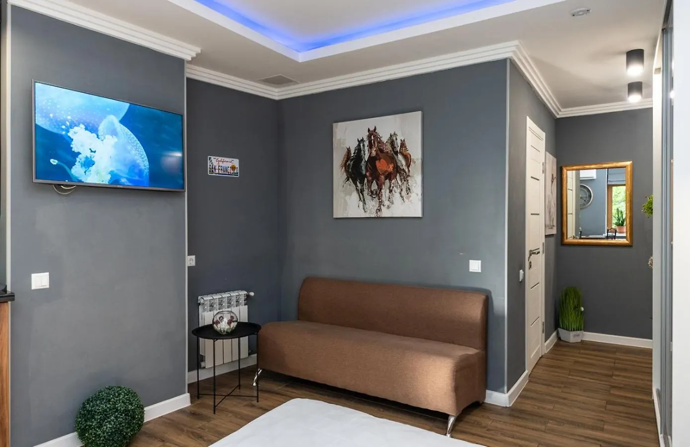 #2 Vip Studio Near Gulliver Kiev