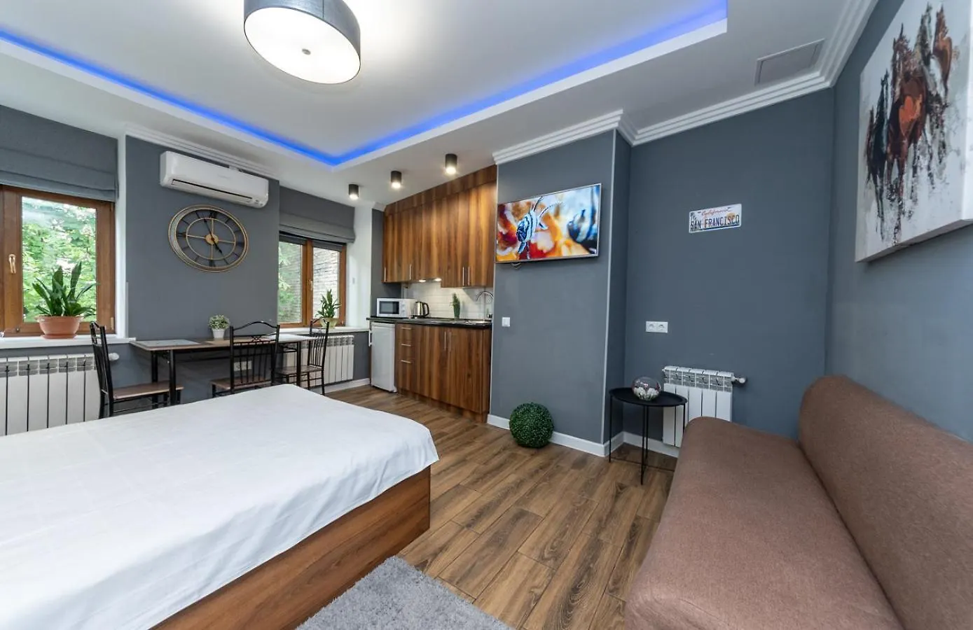 #2 Vip Studio Near Gulliver Kiev Ukrayna