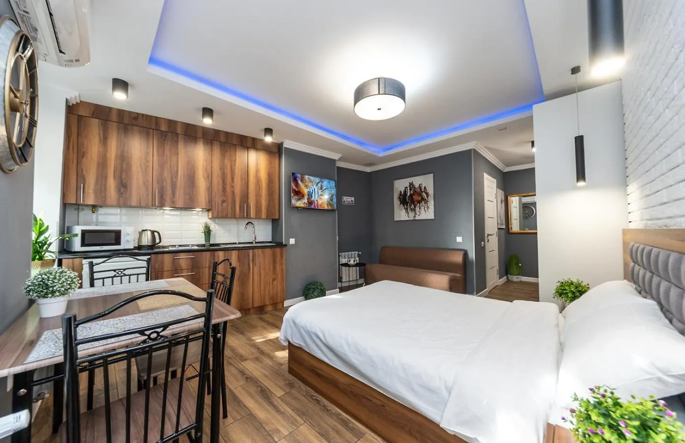 #2 Vip Studio Near Gulliver Kiev Daire